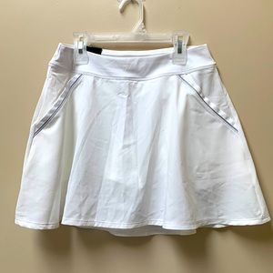 New Under Armor Skort Size SM